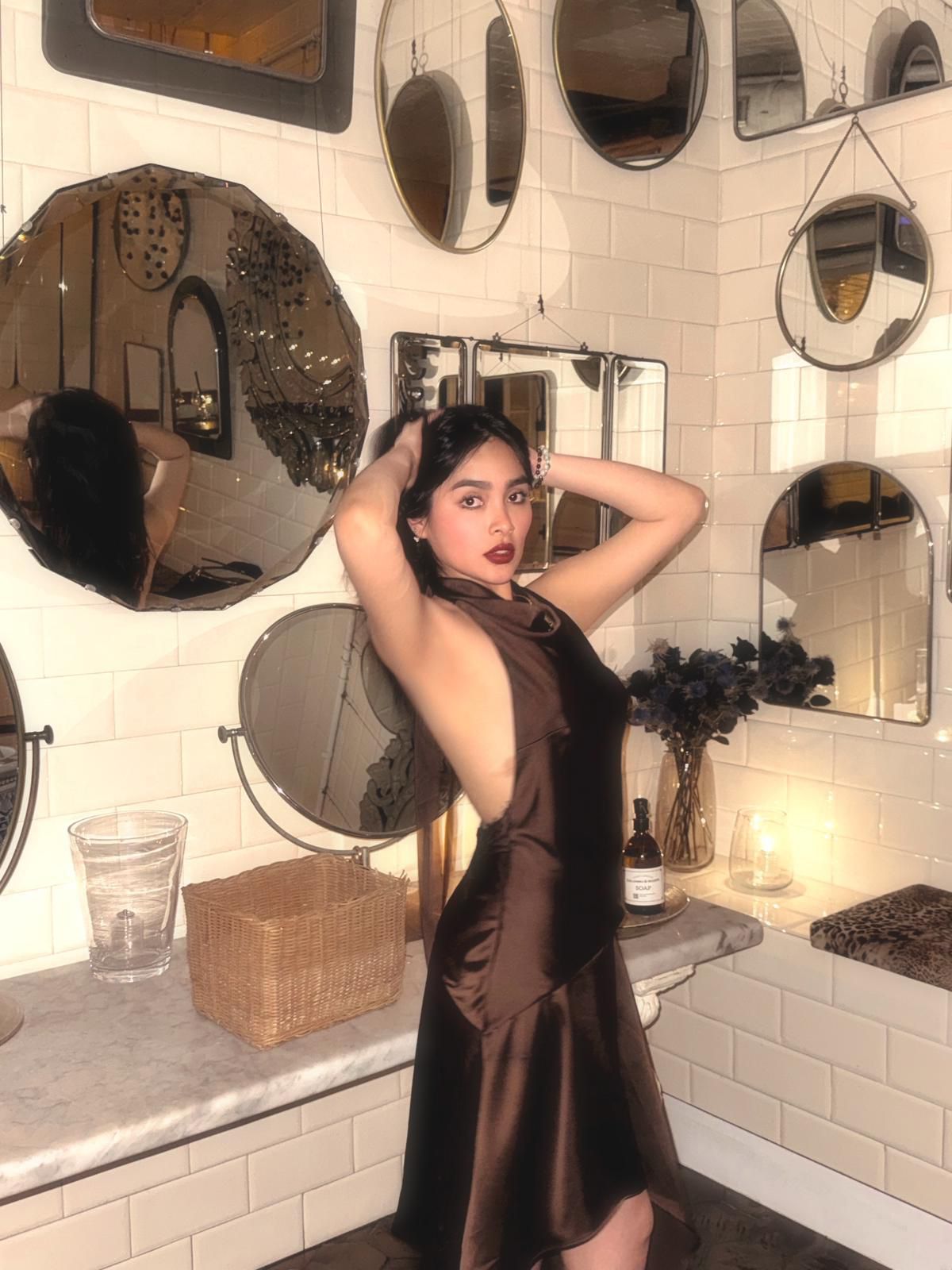 Escort - DAYANA - Ibiza Tops